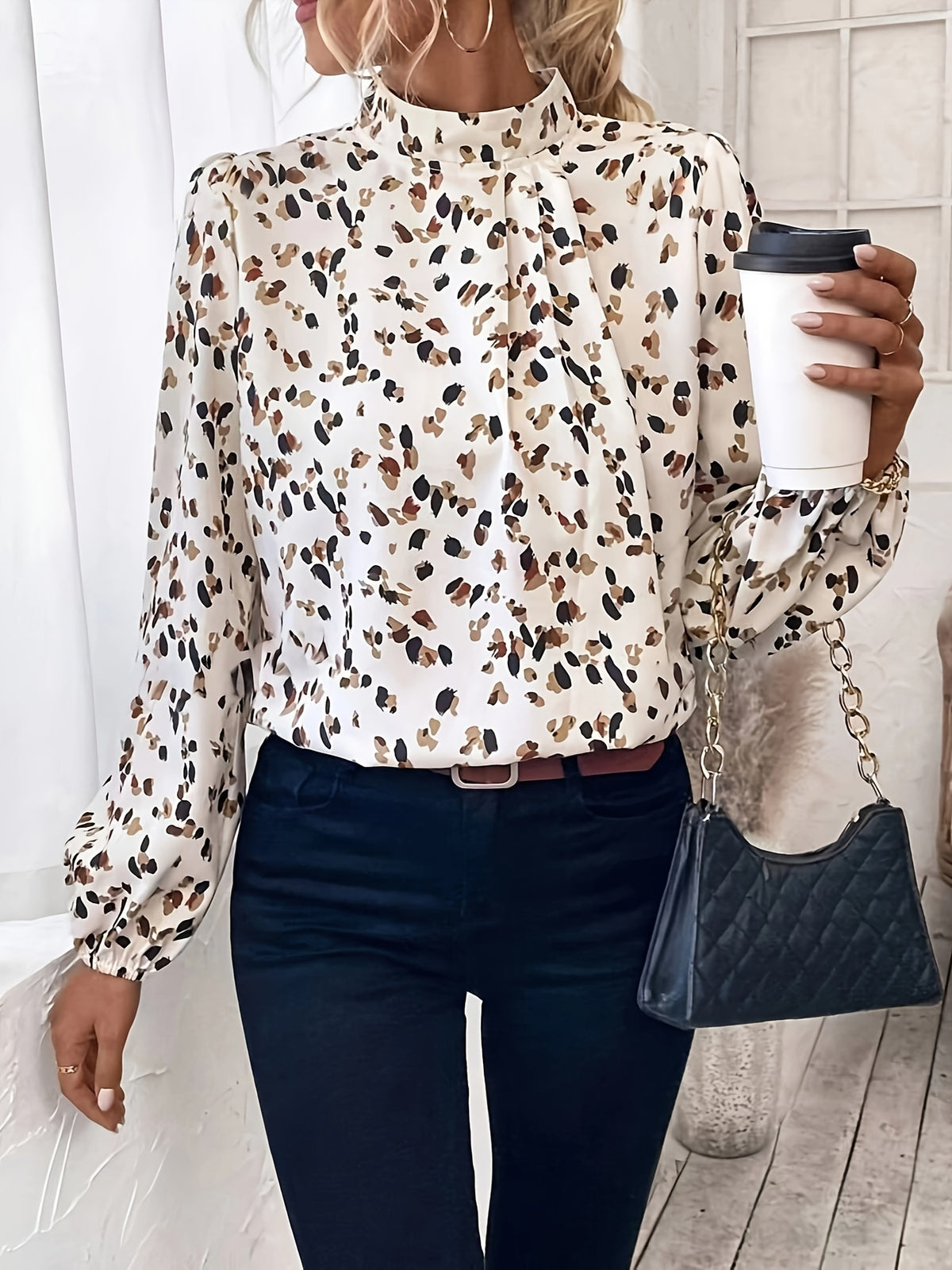 Fleur | Blouse met hoge hals en print